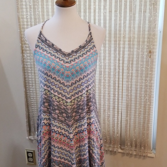 St. Tropez Dresses & Skirts - Breezy summer dress